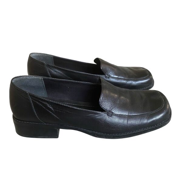 Easy Spirit Loafers Shoes 8 Black Leather Square Toe Office Wear Casual Retro - Picture 1 of 7